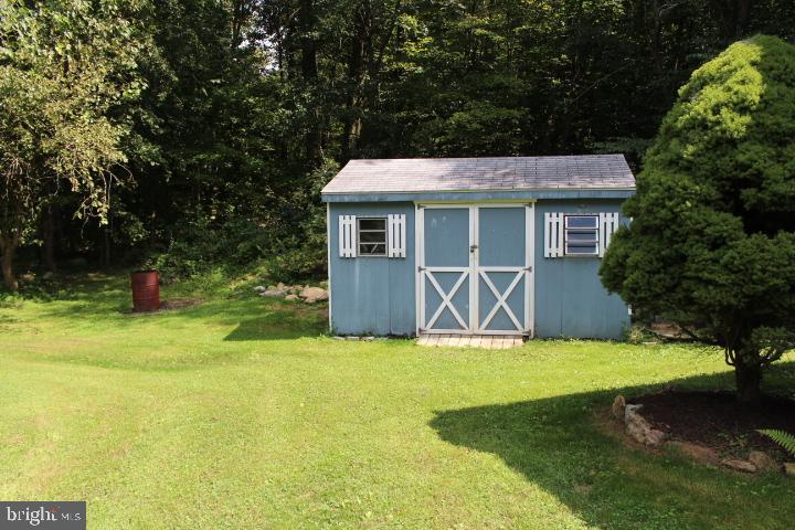 462 Shirktown Road Narvon, PA 17555 - Photo 36 of 37 shed