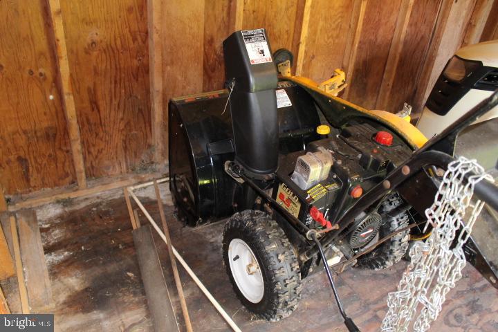 462 Shirktown Road Narvon, PA 17555 - Photo 5 of 37 snow blower stays