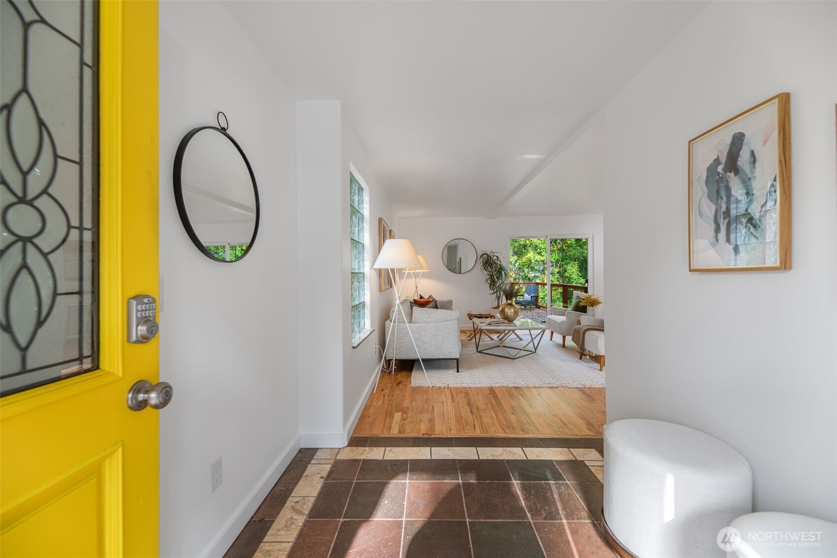 2708 Northeast 98th Street Seattle, WA 98115 - Photo 4 of 36