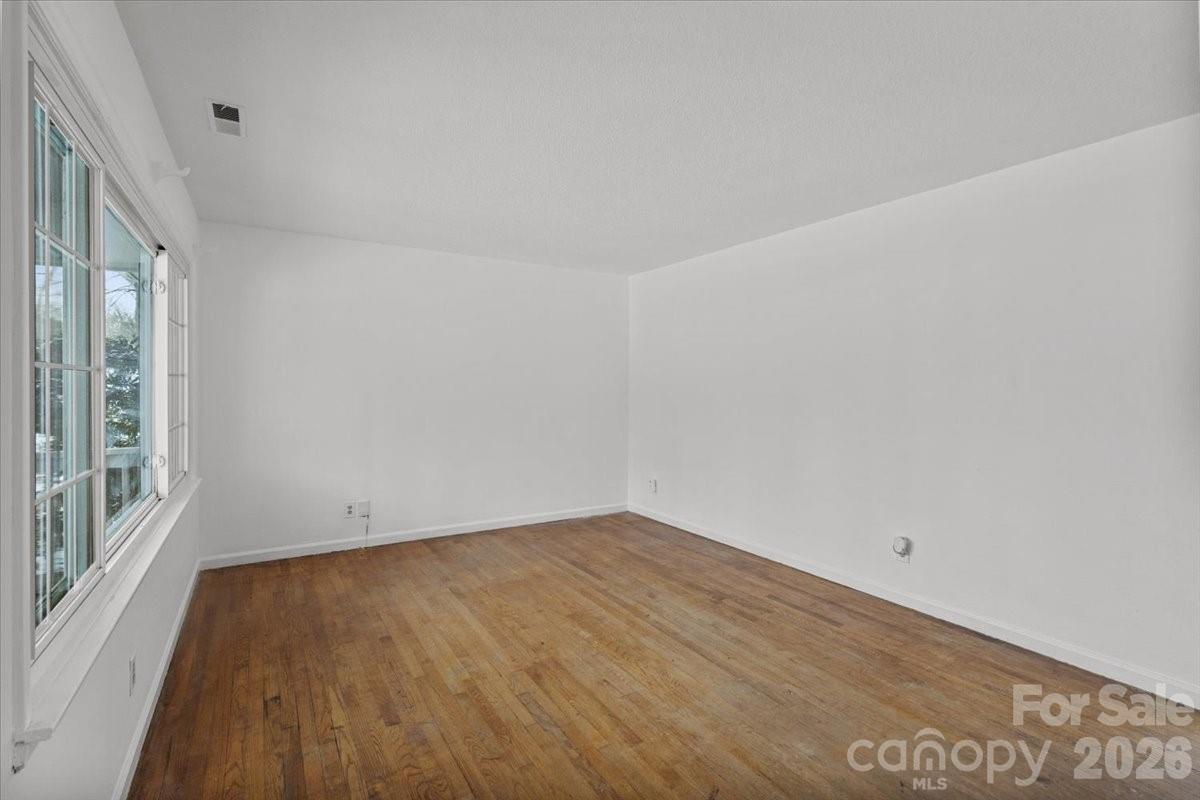 6721 Alanbrook Road Charlotte, NC 28215 - Photo 6 of 35