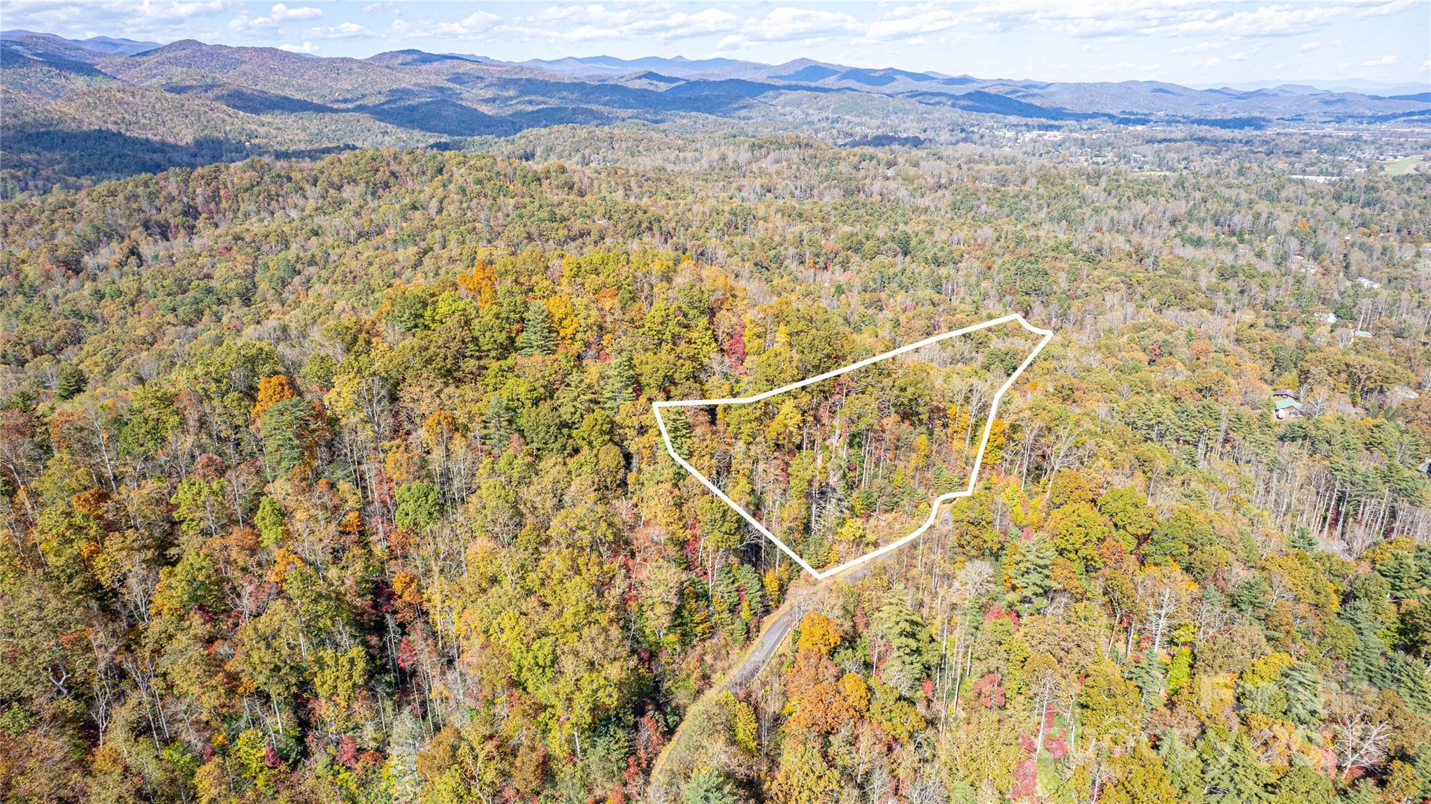 Tbd High Pt Trail, Unit 21 Brevard, NC 28712 - Photo 5 of 14 a view of residential houses with a mountain