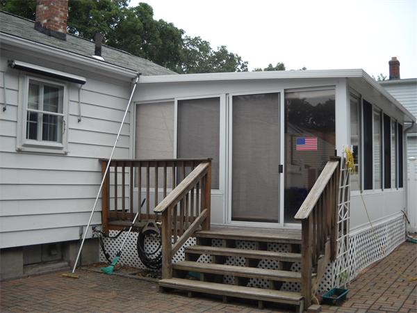 156 West Canton Circle Springfield, MA 01104 - Photo 3 of 14 a view of entryway