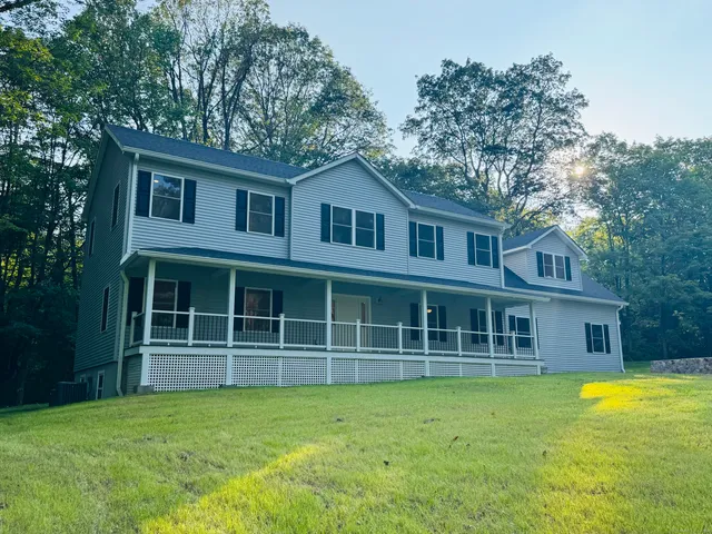 $899,000 | 238 Berkshire Road, Newtown, CT 06482