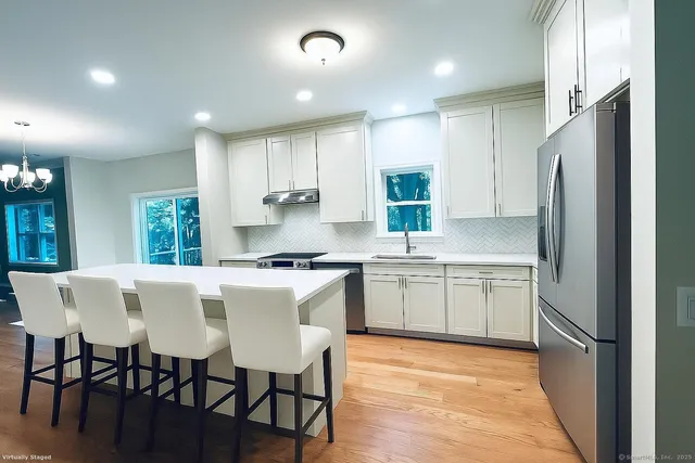 $899,000 | 238 Berkshire Road, Newtown, CT 06482