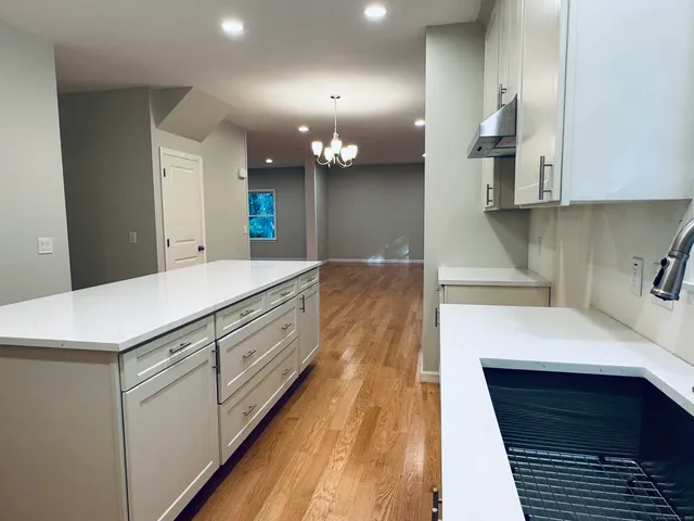 $899,000 | 238 Berkshire Road, Newtown, CT 06482