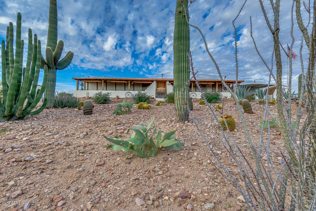 124 South Cortez Road Apache Junction, AZ 85119 - Photo 3 of 34 03-Cortez