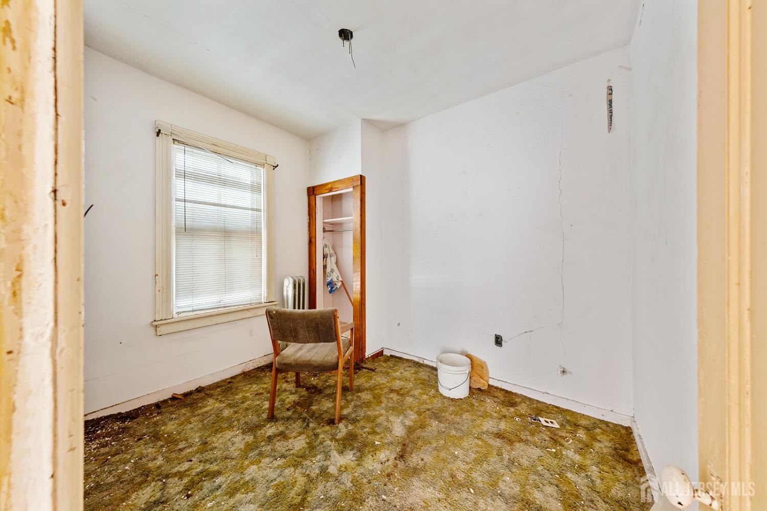 181 State Street Perth Amboy, NJ 08861 - Photo 26 of 34