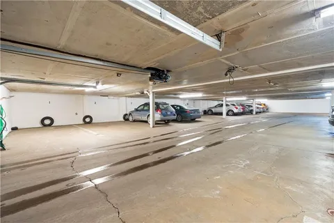 $248,000 | 136 Centennial Avenue, Unit 305, Sewickley, PA 15143