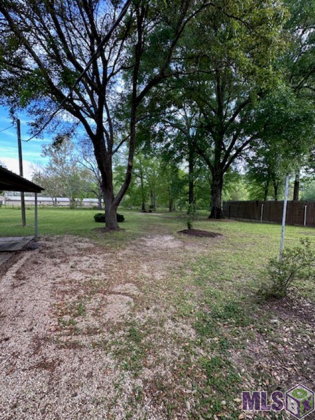 10261 Gurney Road Baker, LA 70714 - Photo 3 of 38