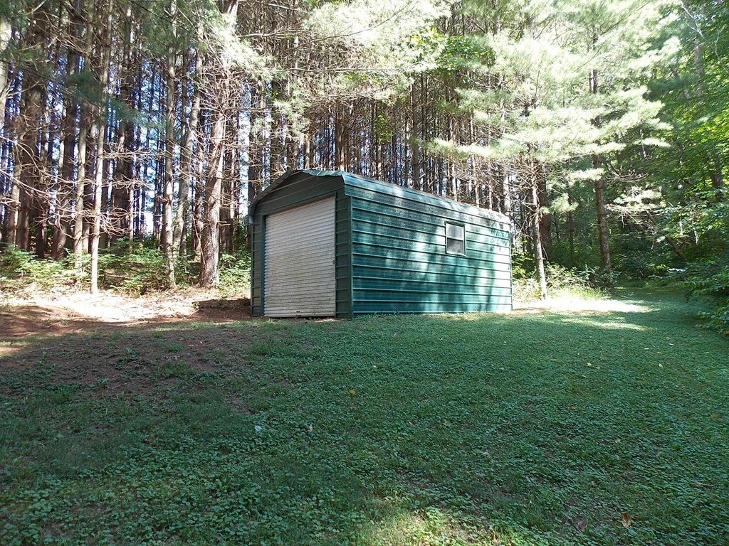 550 Arrowhead Road Fancy Gap, VA 24328 - Photo 13 of 42 Gallery Image 13
