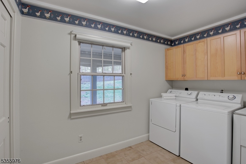 14 William Barnes Road Flemington, NJ 08822 - Photo 19 of 31 a utility room with dryer and washer