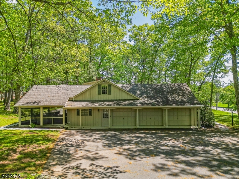 14 William Barnes Road Flemington, NJ 08822 - Photo 28 of 31 a front view of a house with a garden