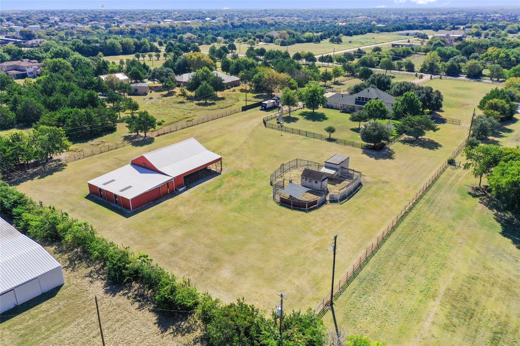 4451 Shiloh Road Midlothian, TX 76065 - Photo 4 of 39