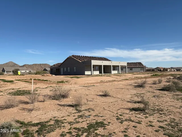 $742,800 | 9143 West Limestone Mountain Drive, Casa Grande, AZ 85194