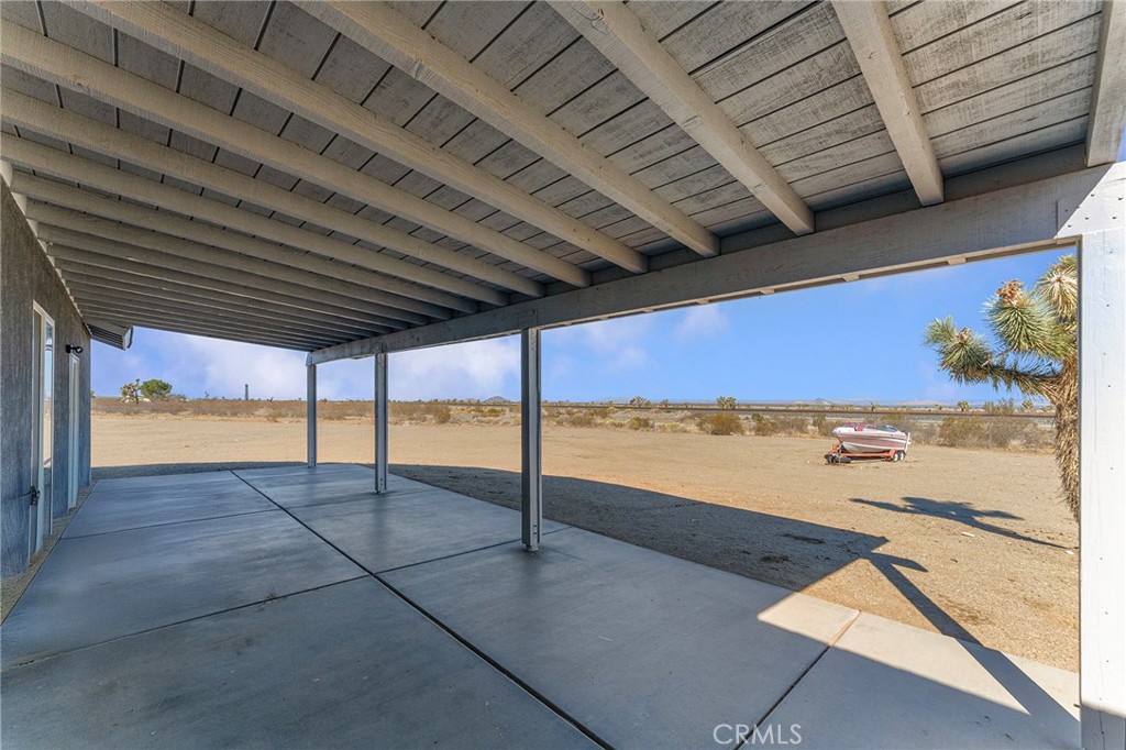 2700 Olivera Road Pinon Hills, CA 92371 - Photo 28 of 37 a view of an ocean and a balcony