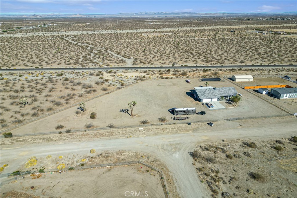 2700 Olivera Road Pinon Hills, CA 92371 - Photo 33 of 37 a view of ocean view