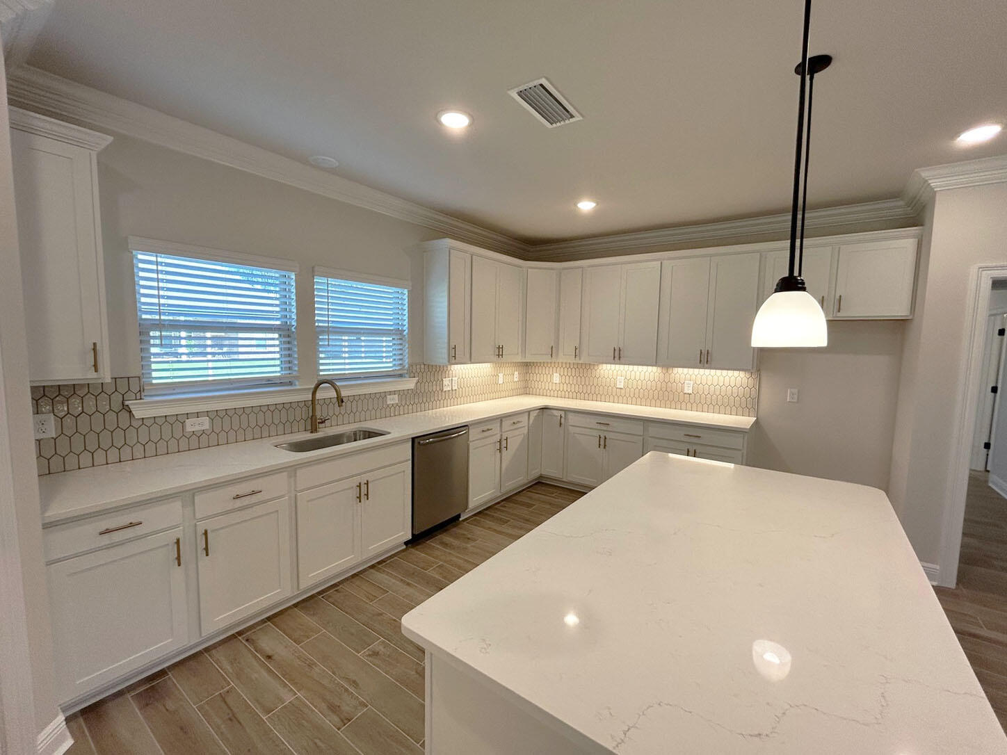 59 Lumen Loop Freeport, FL 32439 - Photo 4 of 22 Picture40 copy