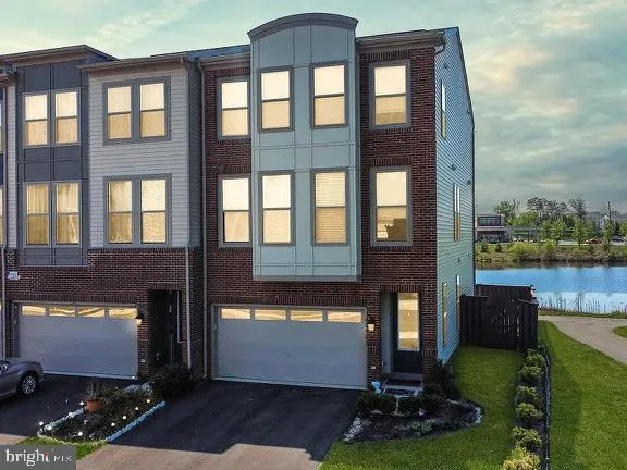 $775,000 | 42321 Alder Forest Terrace, Sterling, VA 20166