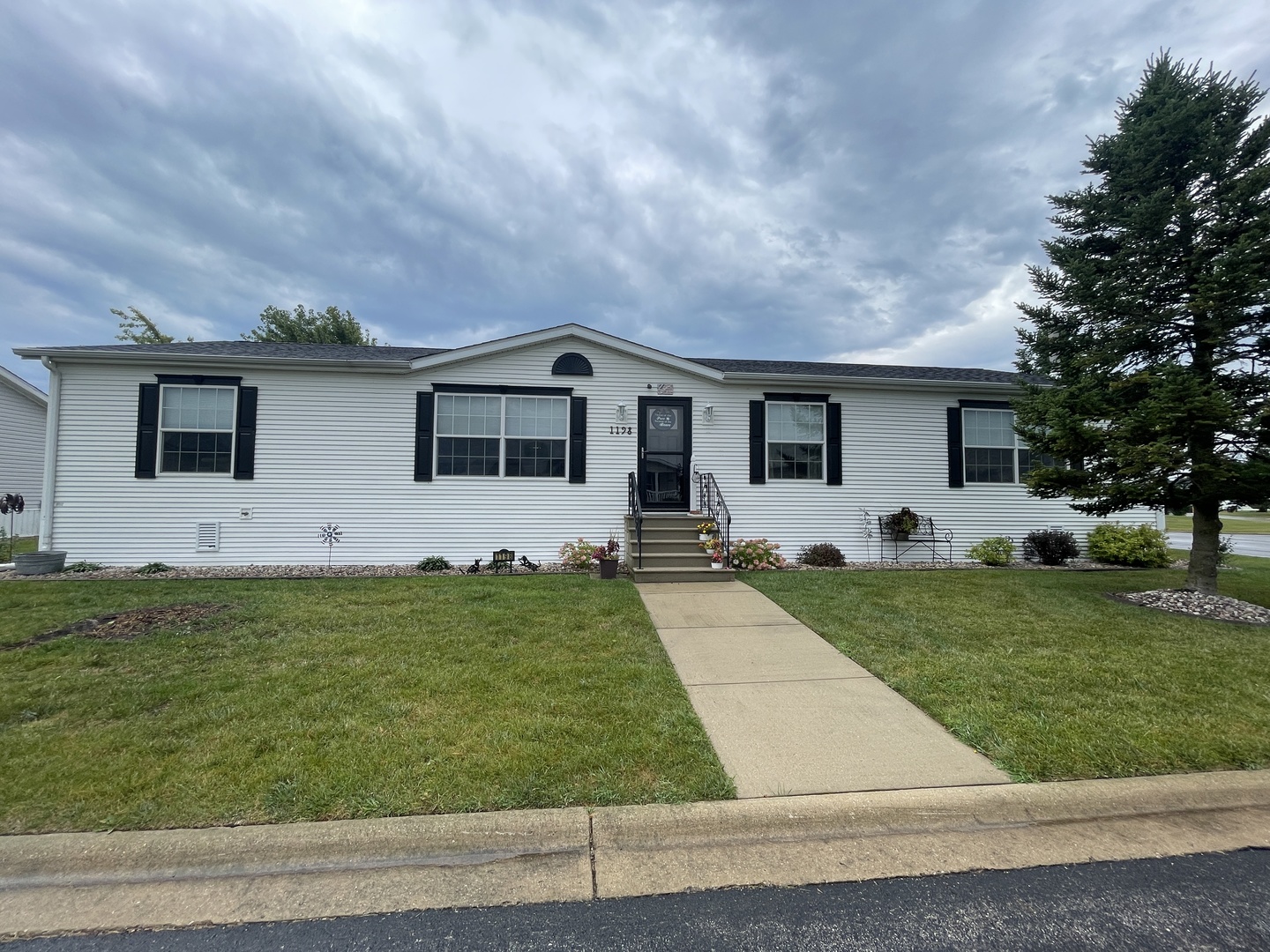 1198 Redbud Road Manteno, IL 60950 - Photo 30 of 32 Gallery Image 30