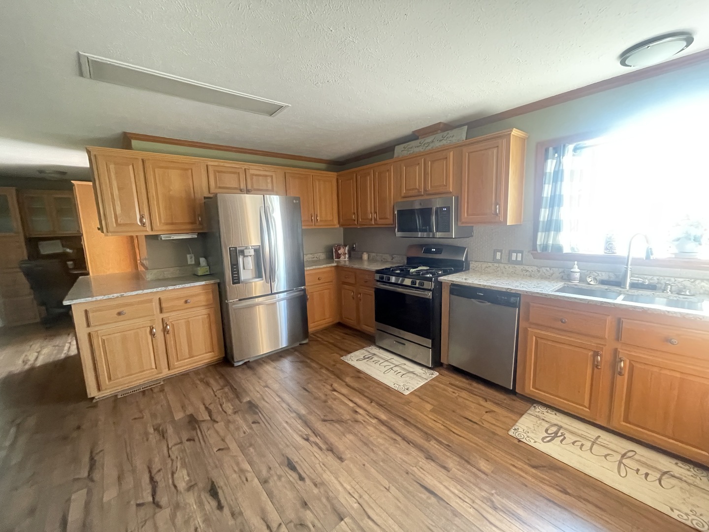 1198 Redbud Road Manteno, IL 60950 - Photo 7 of 32 Gallery Image 7