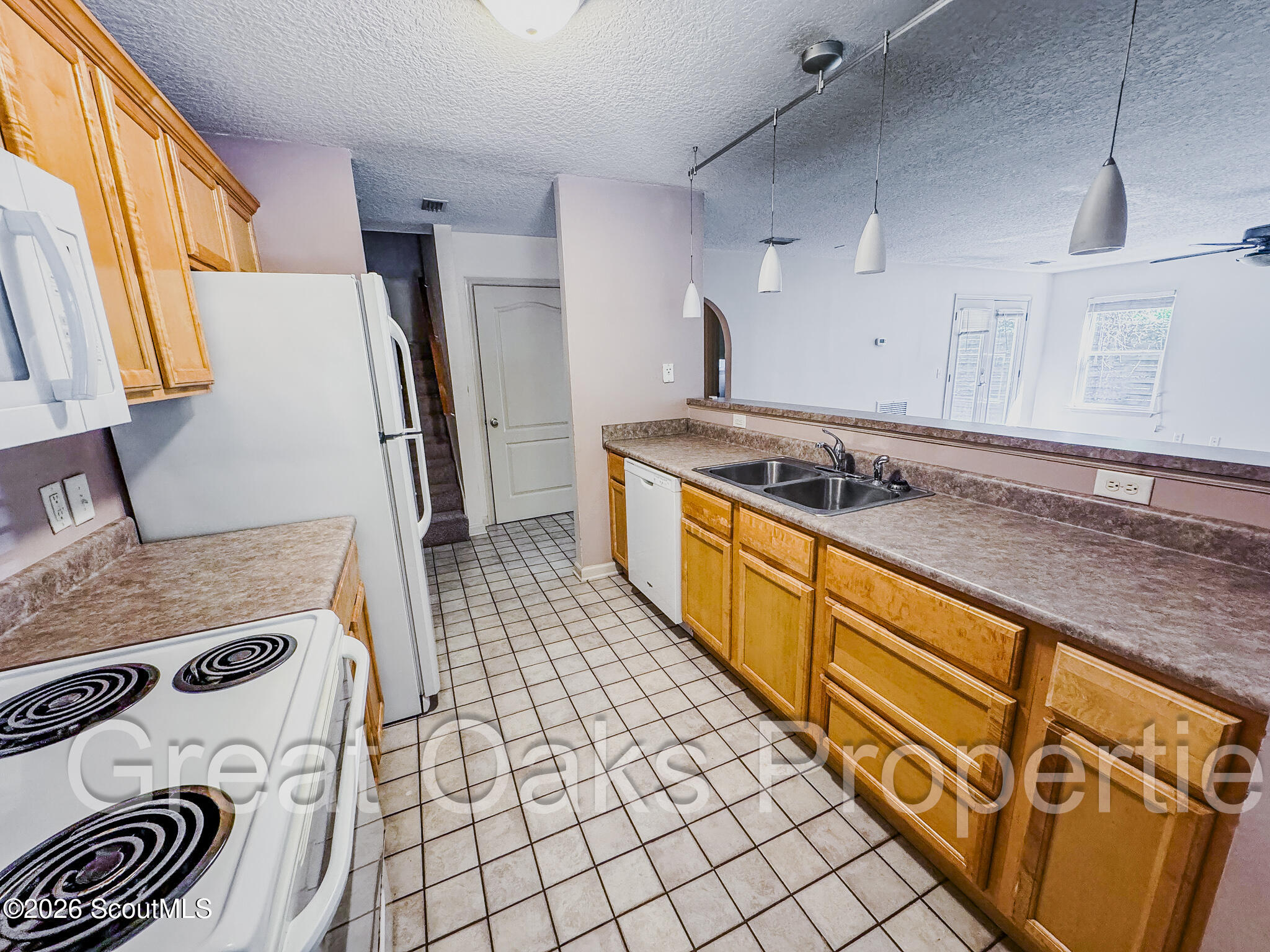 879 Murray Townsend Road, Unit 4 Darien, GA 31305 - Photo 5 of 15