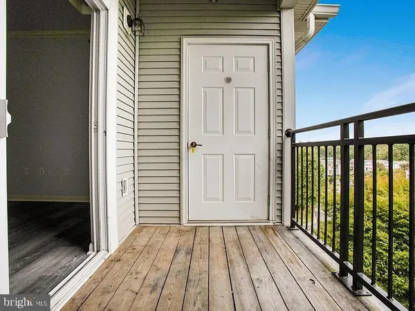 $2,600 | 1301 Karen Boulevard, Unit 401, Capitol Heights, MD 20743