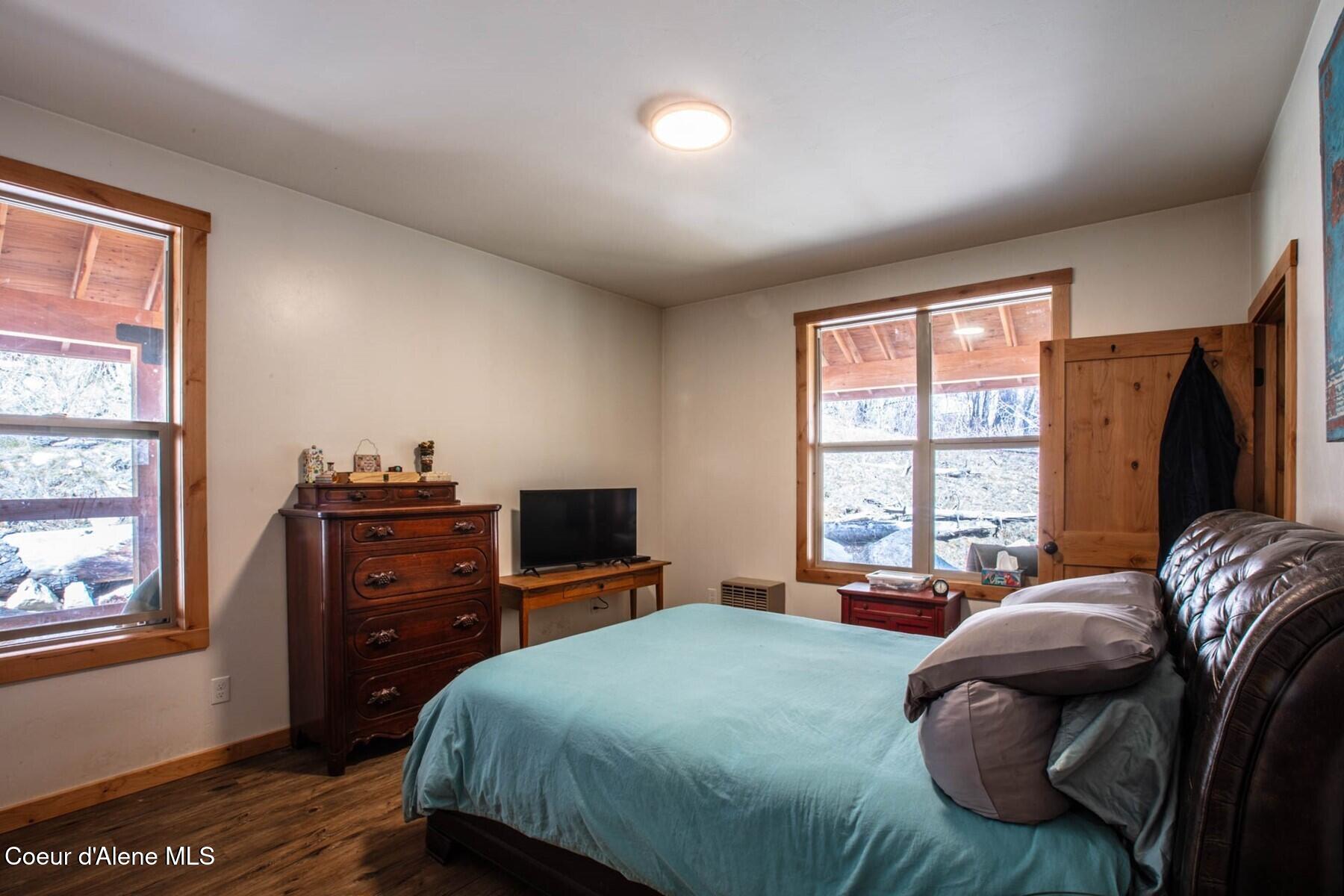 69 Boreal Way Naples, ID 83847 - Photo 24 of 85 Master Bedroom