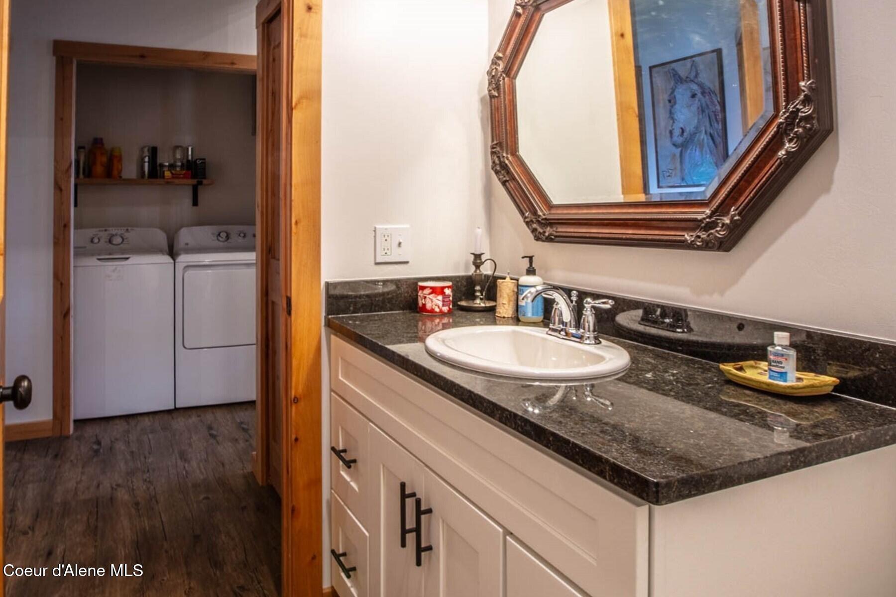 69 Boreal Way Naples, ID 83847 - Photo 29 of 85 Bath 2