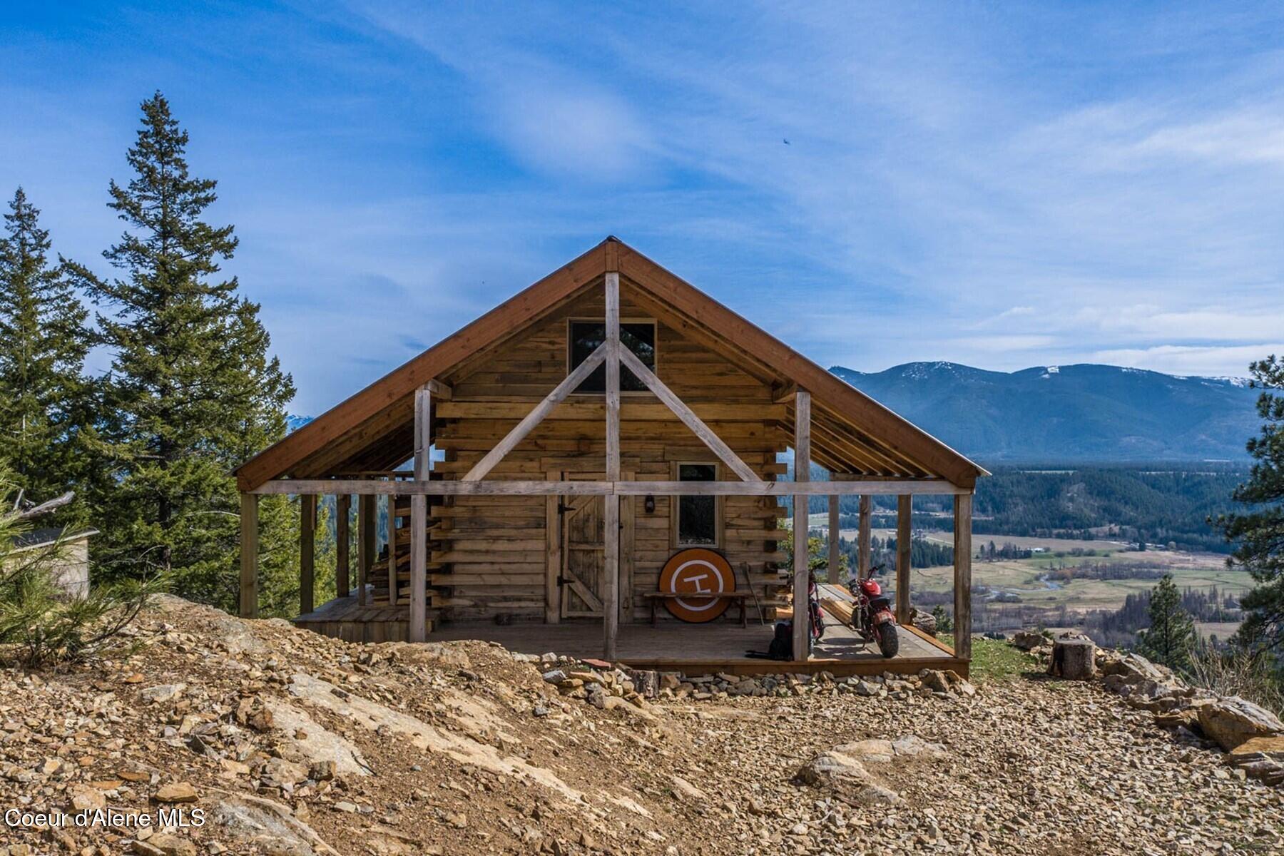 69 Boreal Way Naples, ID 83847 - Photo 70 of 85 Kids Cabin