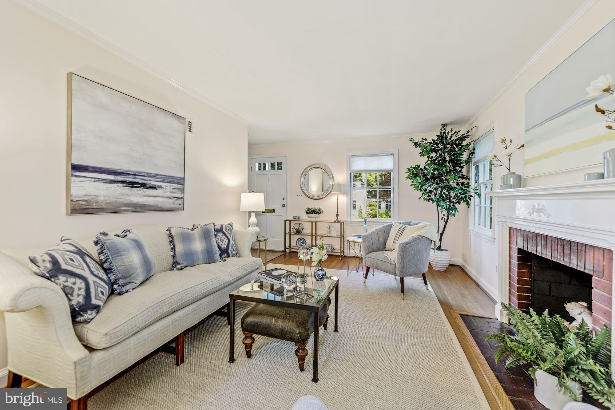 5912 Harwick Road Bethesda, MD 20816 - Photo 4 of 22 Gallery Image 4