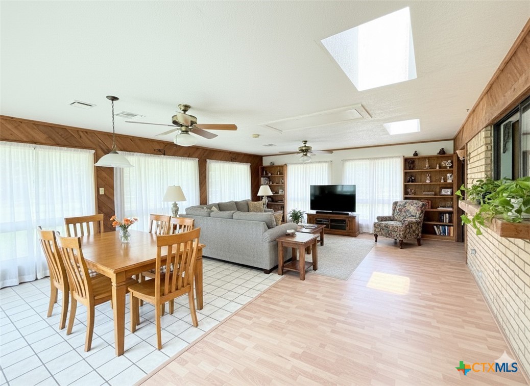 659 County Road 4744 Kempner, TX 76539 - Photo 18 of 48 Virtually Staged sunroom
