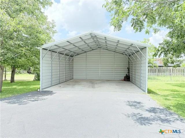 $405,000 | 659 County Road 4744, Kempner, TX 76539