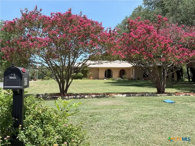 $405,000 | 659 County Road 4744, Kempner, TX 76539