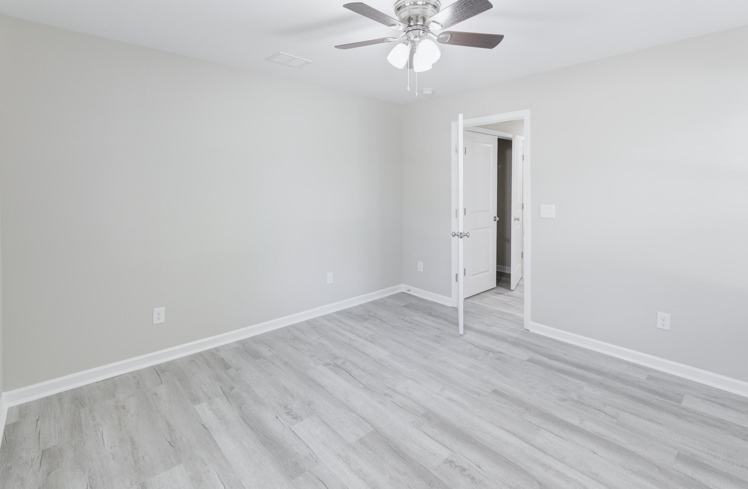 207 Woodlawn Street Walterboro, SC 29488 - Photo 24 of 41 _MG_6974_DxO_5_DxO_6_DxO_7_DxO_Fusion-Na