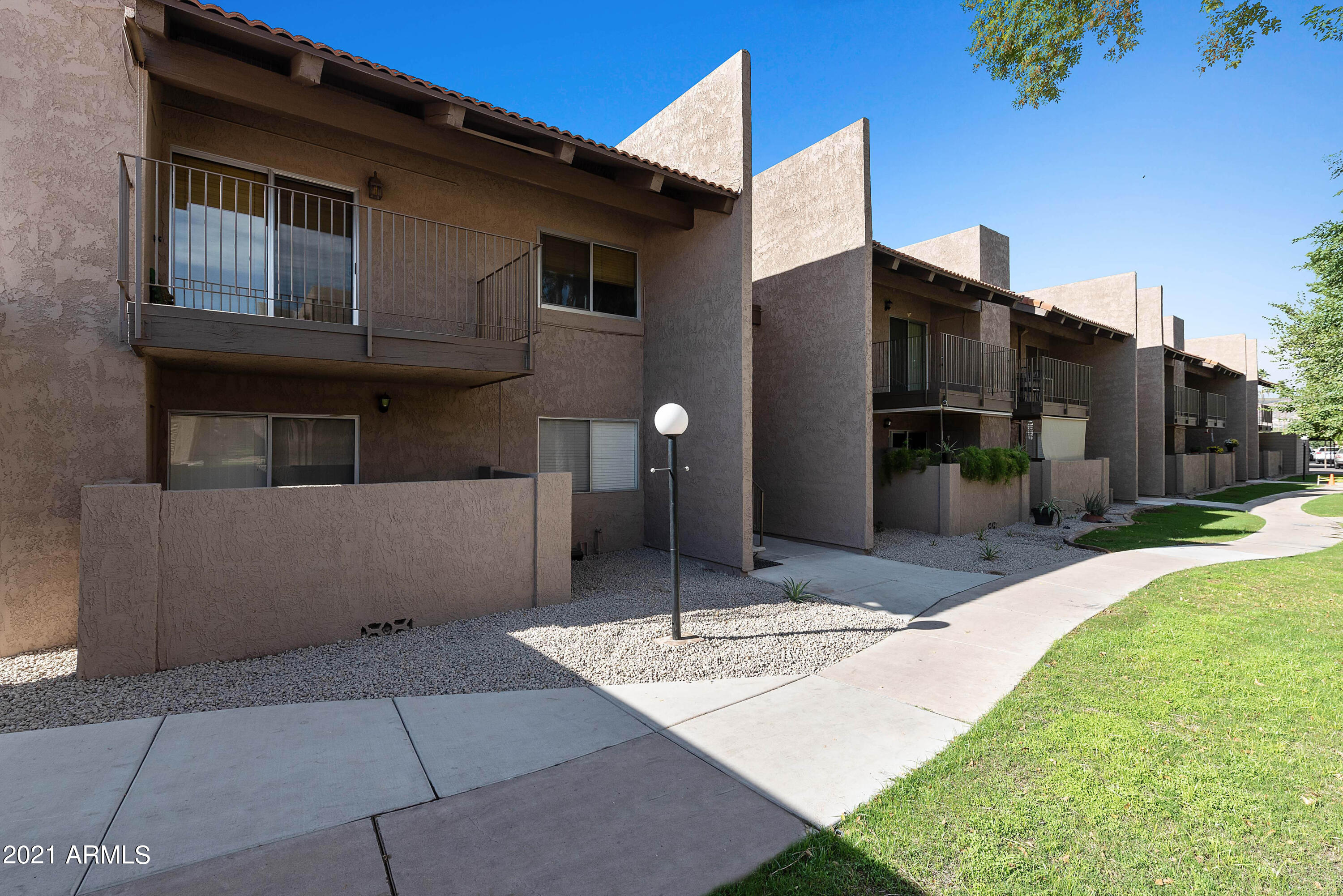 5525 East Thomas Road, Unit O2 Phoenix, AZ 85018 - Photo 20 of 31 _DSC8216