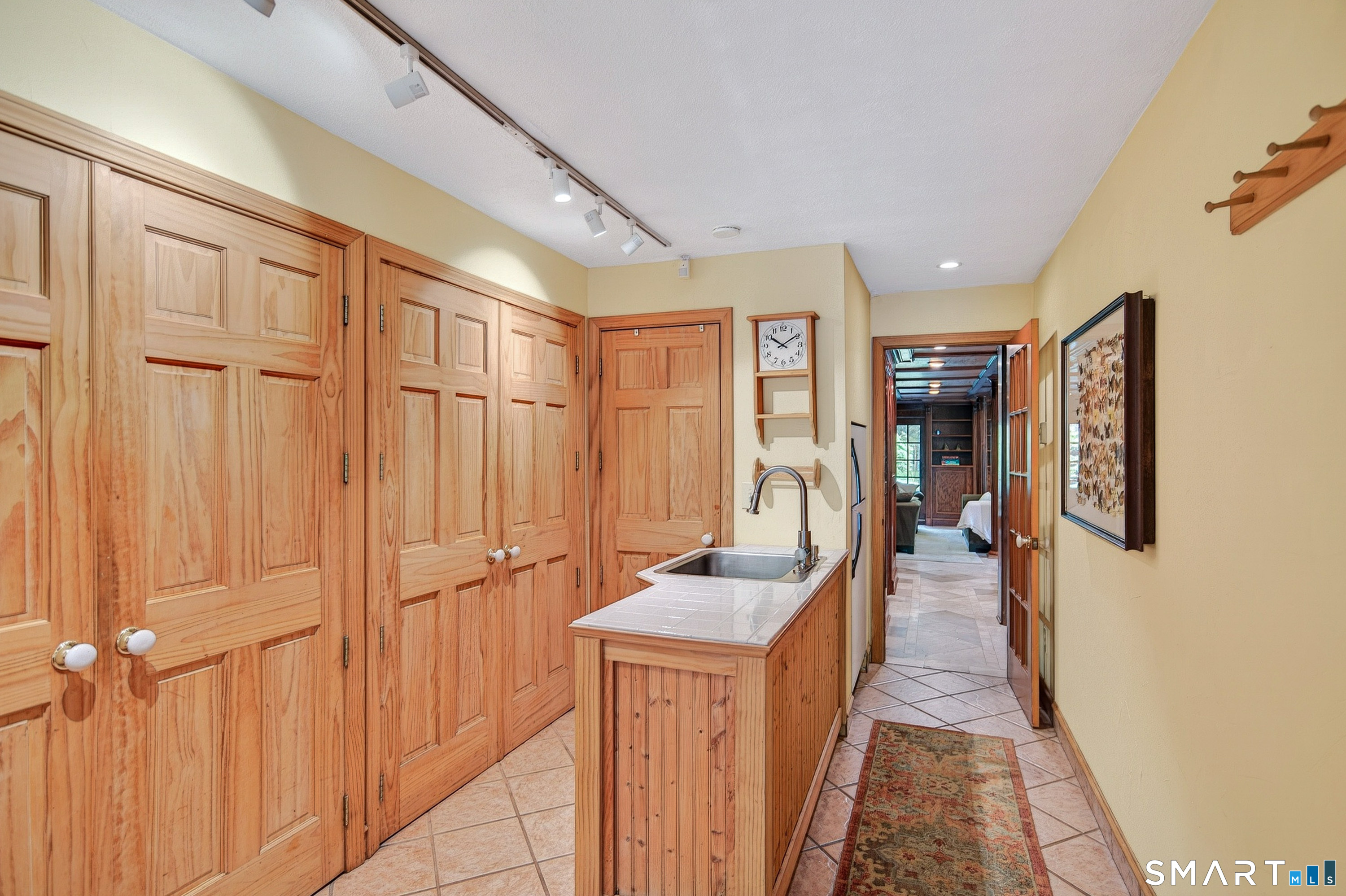 48 Hop Brook Road Brookfield, CT 06804 - Photo 10 of 40