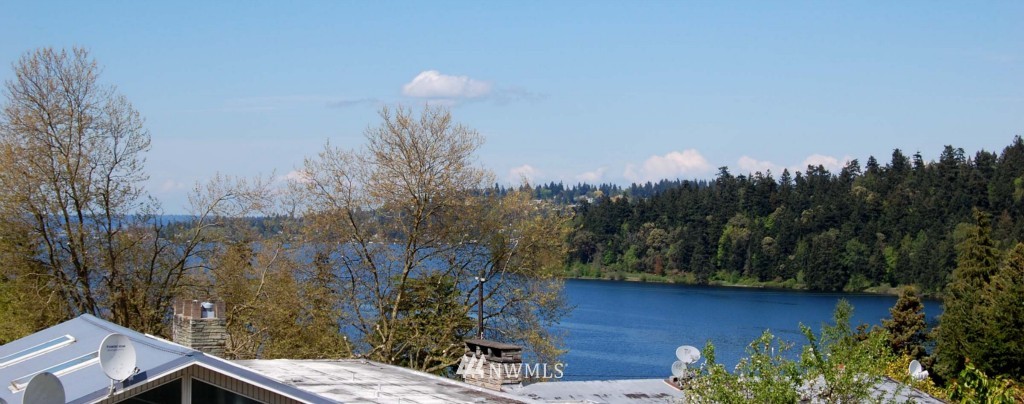 5730 South Hawthorn Road Seattle, WA 98118 - Photo 1 of 1 Gallery Image 1