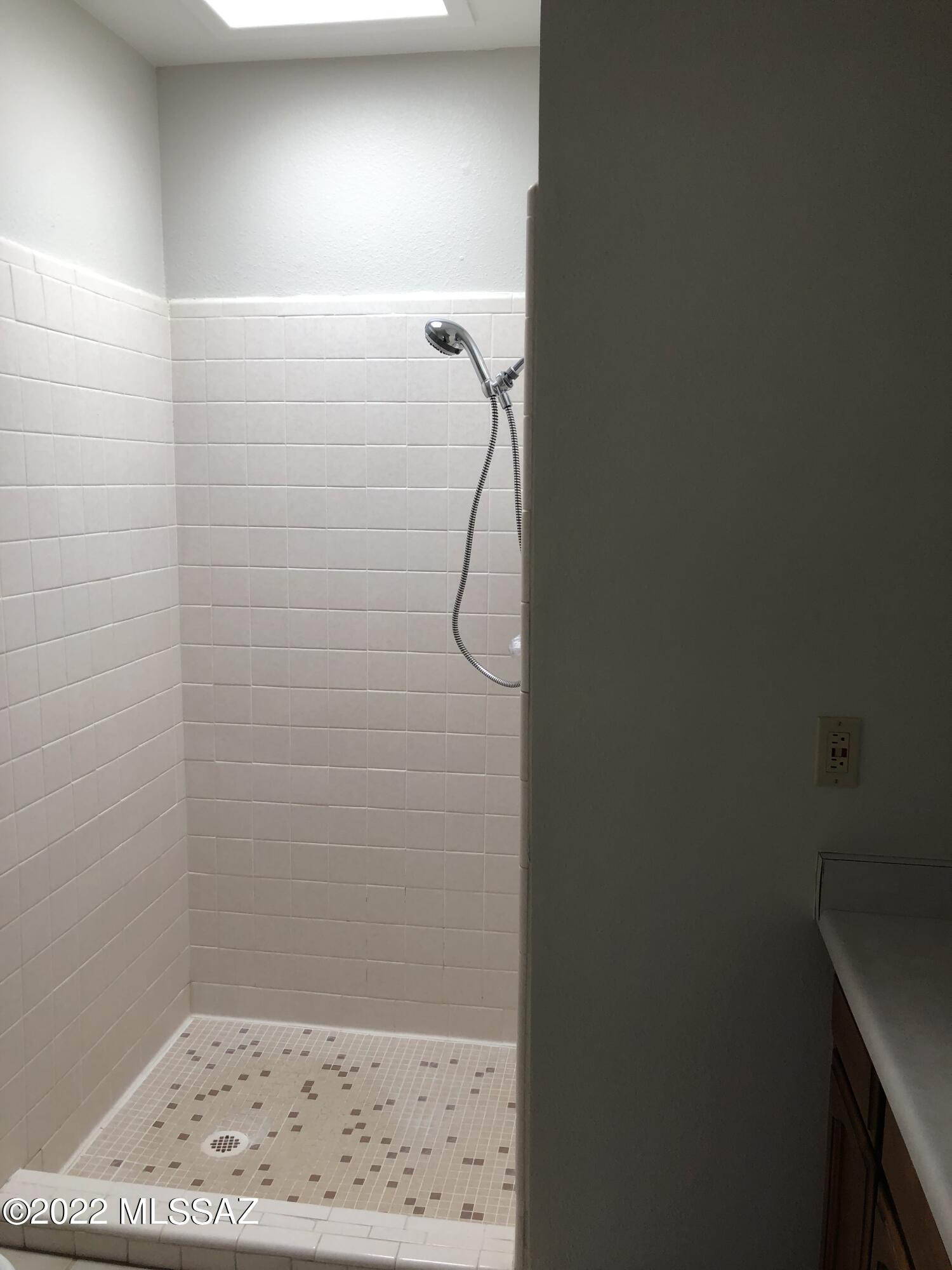 7649 East Mabel Street Tucson, AZ 85715 - Photo 16 of 24
