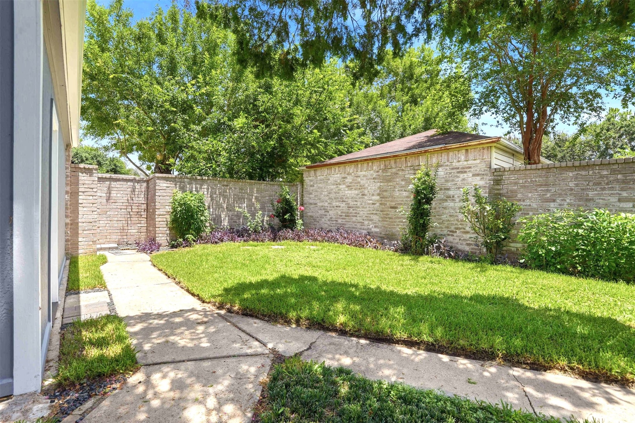 16007 Ridgegreen Drive Houston, TX 77082 - Photo 6 of 29
