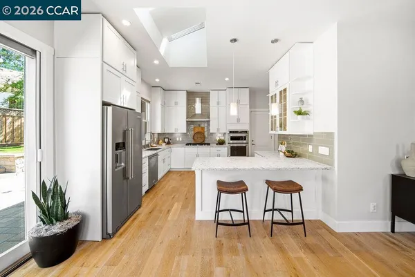 $1,988,000 | 20 Hanson Lane, Walnut Creek, CA 94596