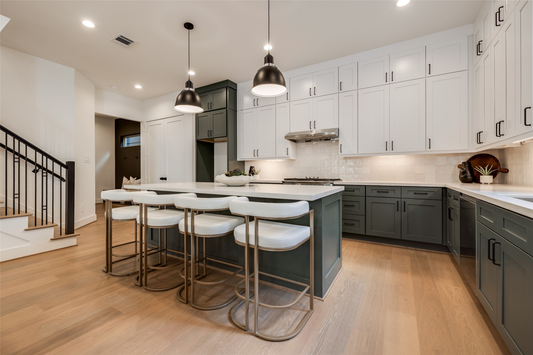 5709 Feagan Street Houston, TX 77007 - Photo 11 of 49