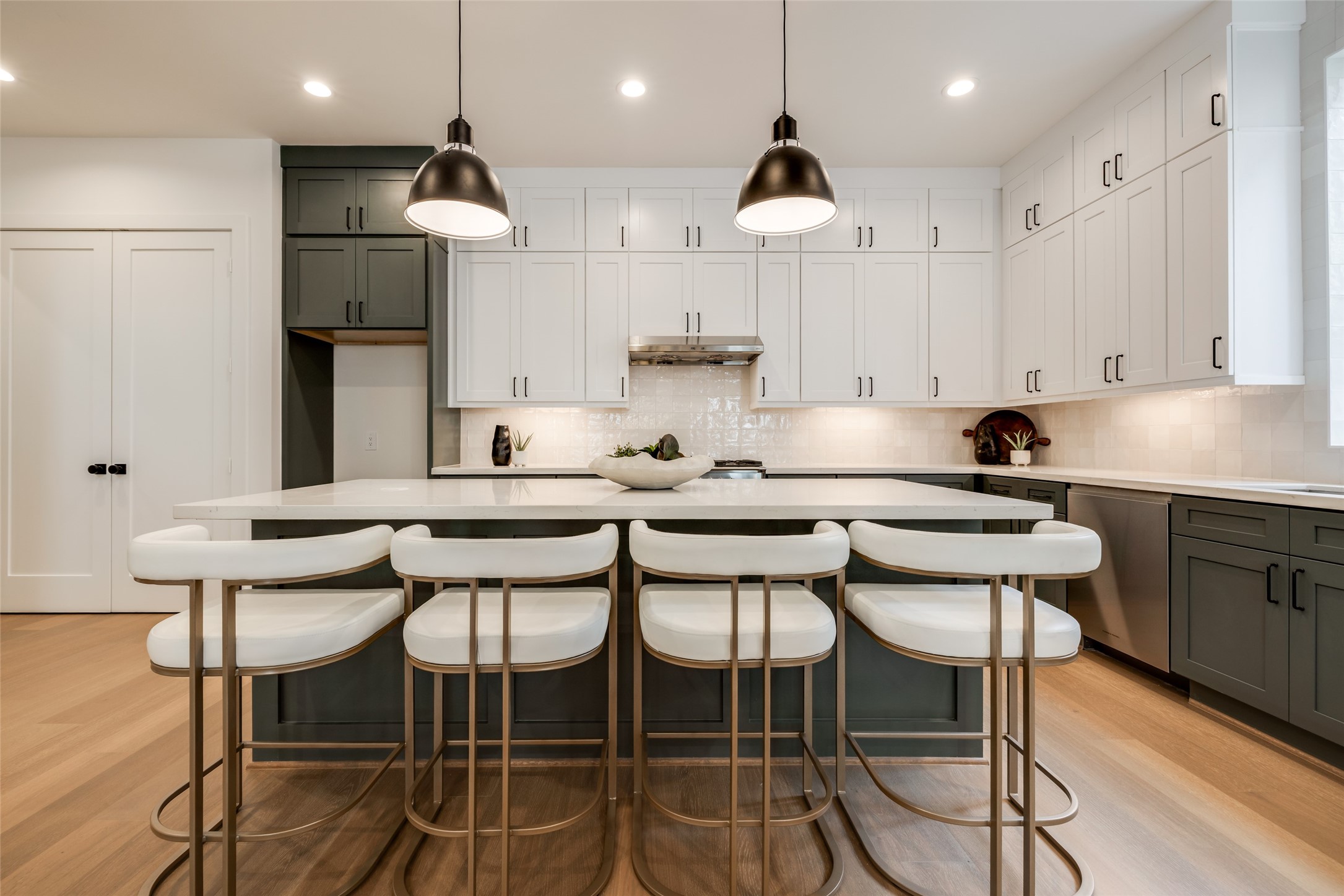 5709 Feagan Street Houston, TX 77007 - Photo 12 of 49