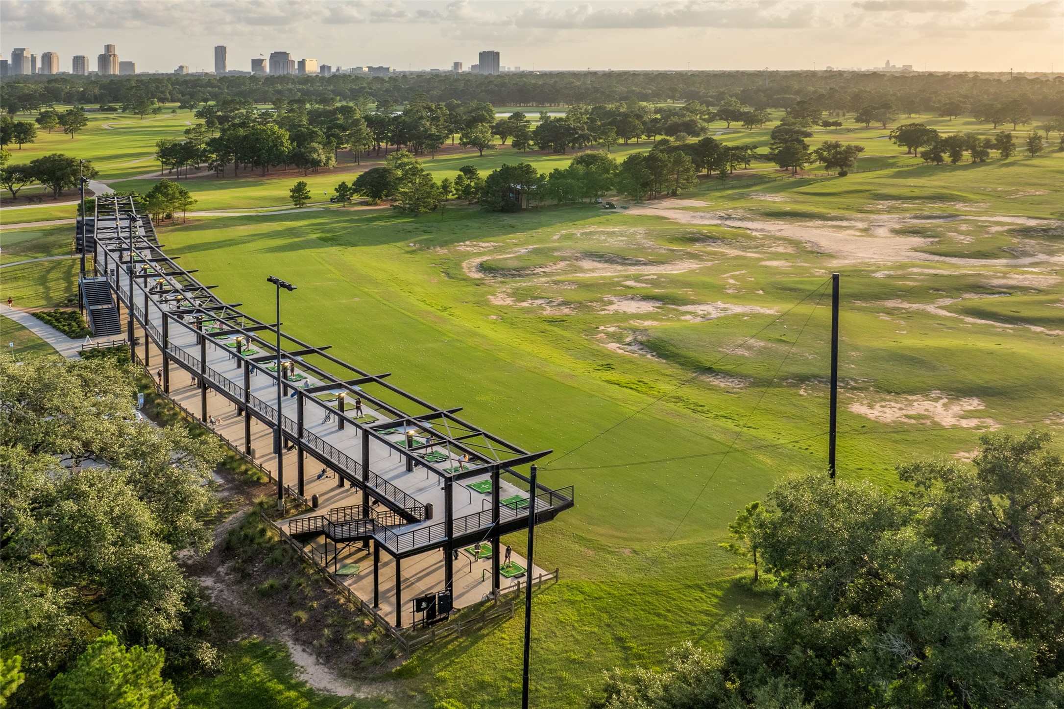 5709 Feagan Street Houston, TX 77007 - Photo 46 of 49 Memorial Park in Houston is a 1,500-acre urban park offering walking and running trails, picnic areas, a golf course, and the Clay Family Eastern Glades for relaxation. It is one of the largest municipal parks in the U.S., located near downtown, and features abundant green spaces and a variety of wildlife. While general access is free, certain facilities like the golf course and swimming pool have separate fees.
