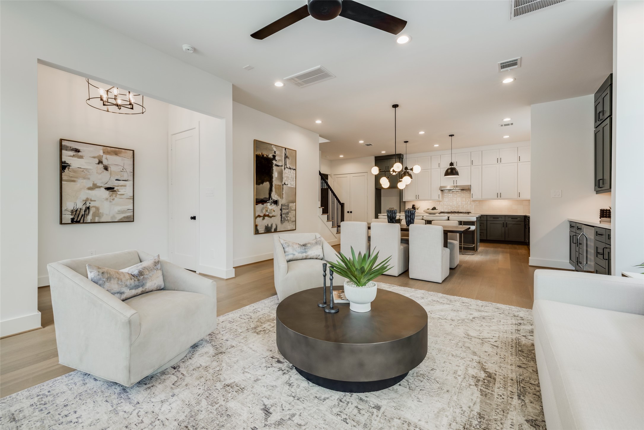 5709 Feagan Street Houston, TX 77007 - Photo 6 of 49