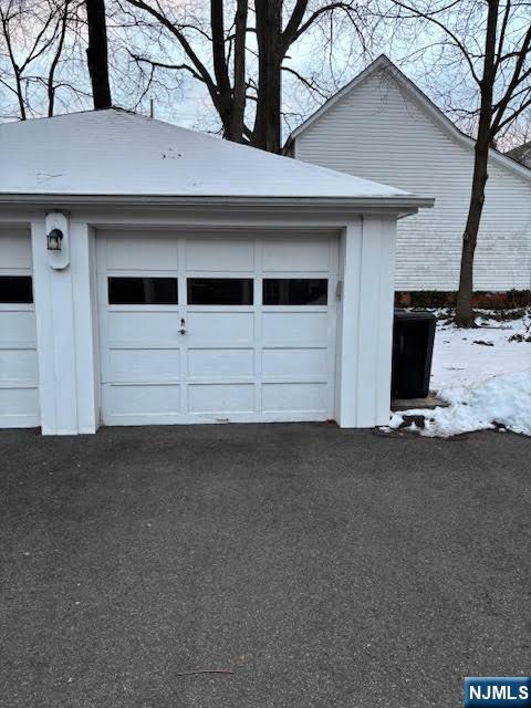 333 Maple Avenue Oradell, NJ 07649 - Photo 13 of 16