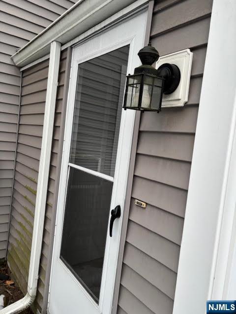 333 Maple Avenue Oradell, NJ 07649 - Photo 16 of 16 a view of entryway