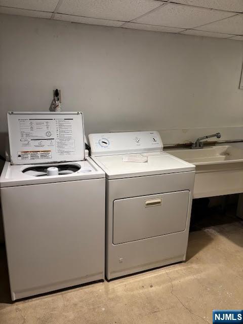 333 Maple Avenue Oradell, NJ 07649 - Photo 8 of 16 a utility room with dryer and washer