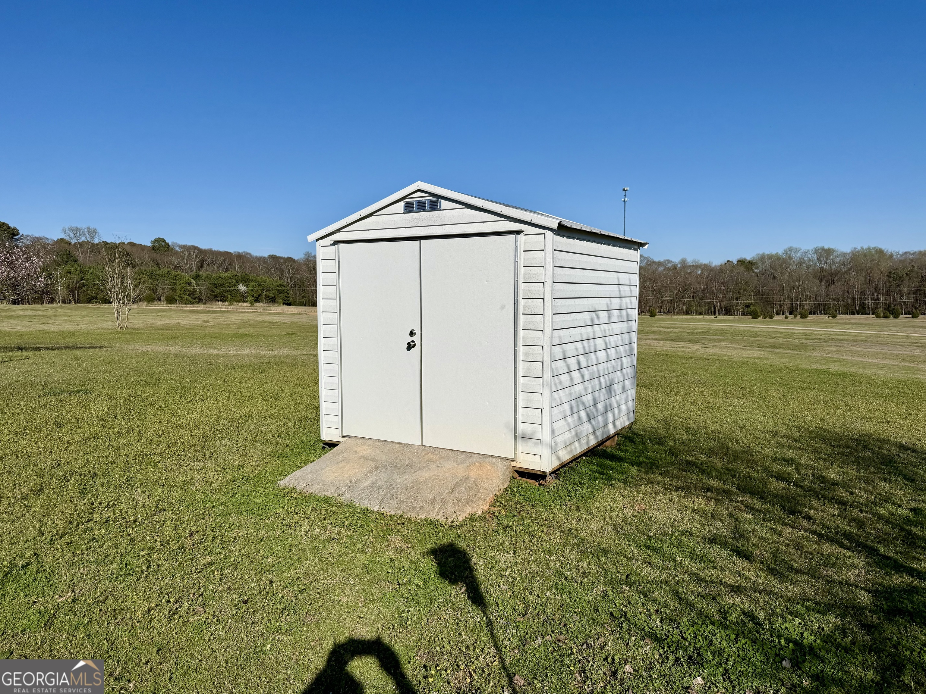 494 Broad Street Bowman, GA 30624 - Photo 9 of 65