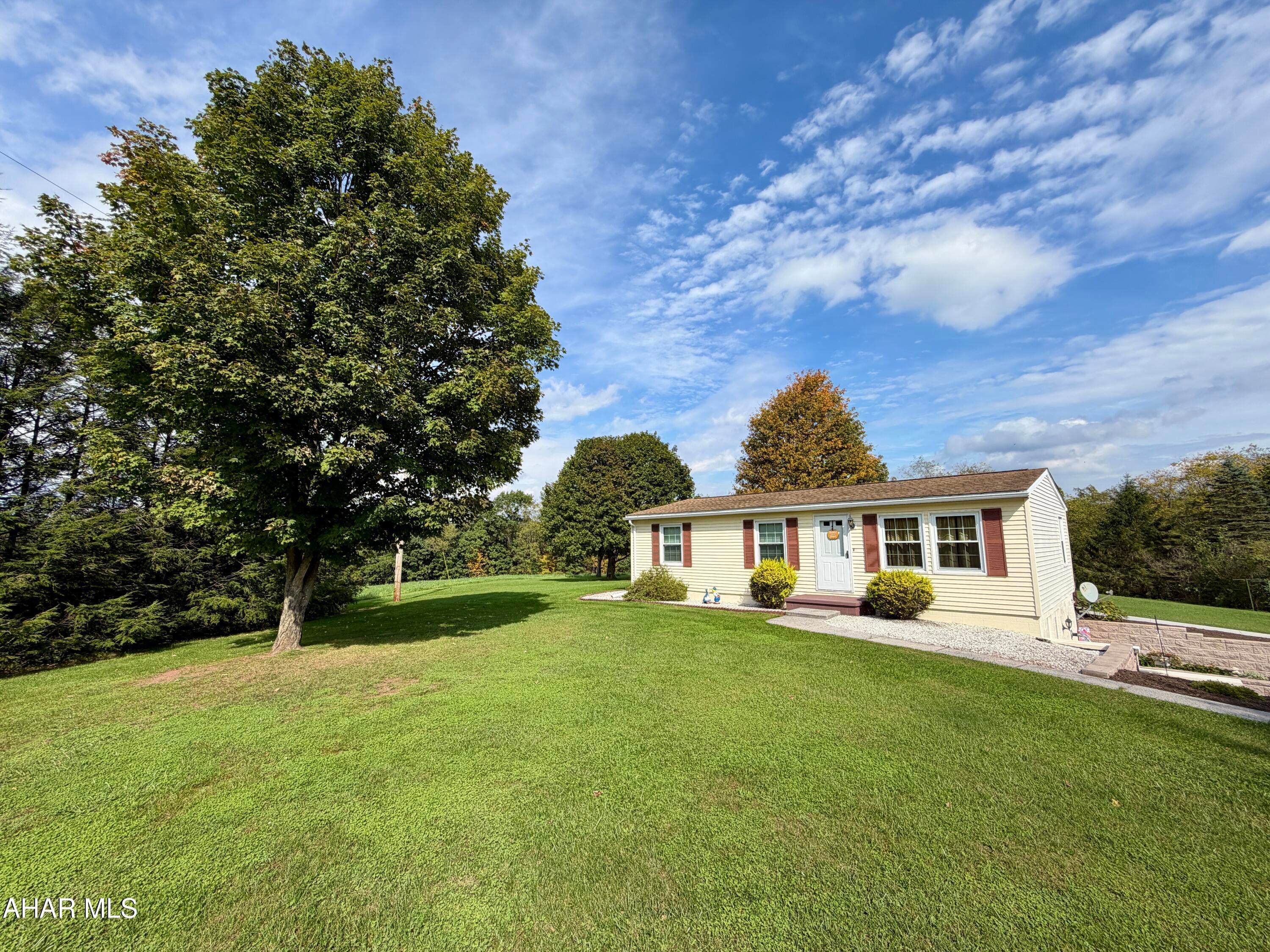2061 Menchtown Road Everett, PA 15537 - Photo 8 of 56 Gallery Image 8