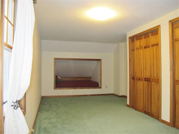 85 Millbury Road Oxford, MA 01540 - Photo 19 of 30